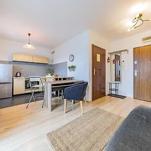 Apartament Przytulne Z Balkonem I Bezpłatnym Parkingiem